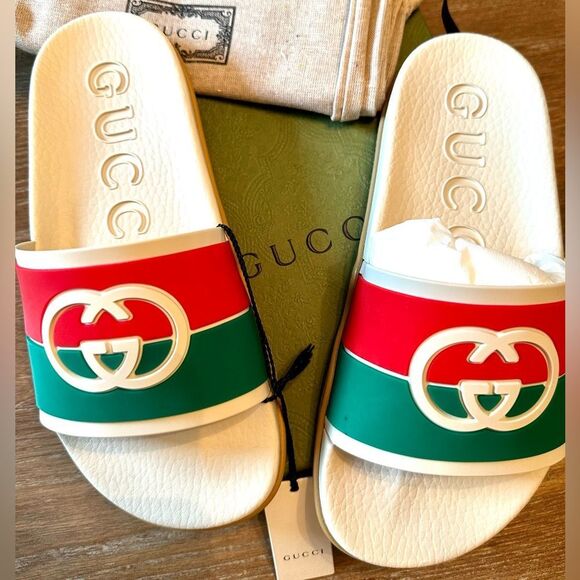 Women Gucci Slides - Picture 1 of 7